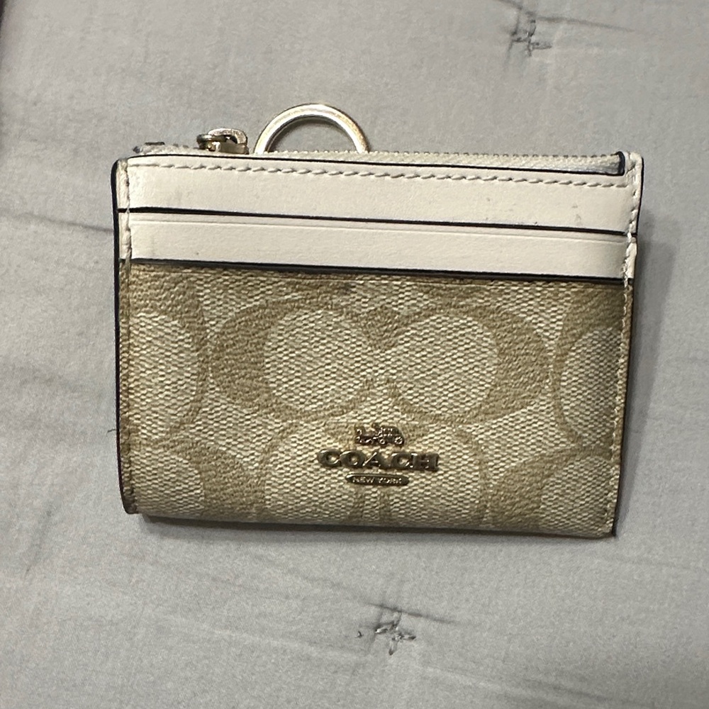 Coach Tan and Cream Card Holder